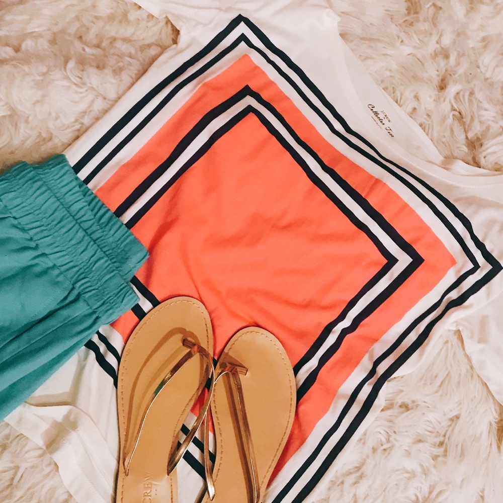 Jcrew Factory collectors tee size XS